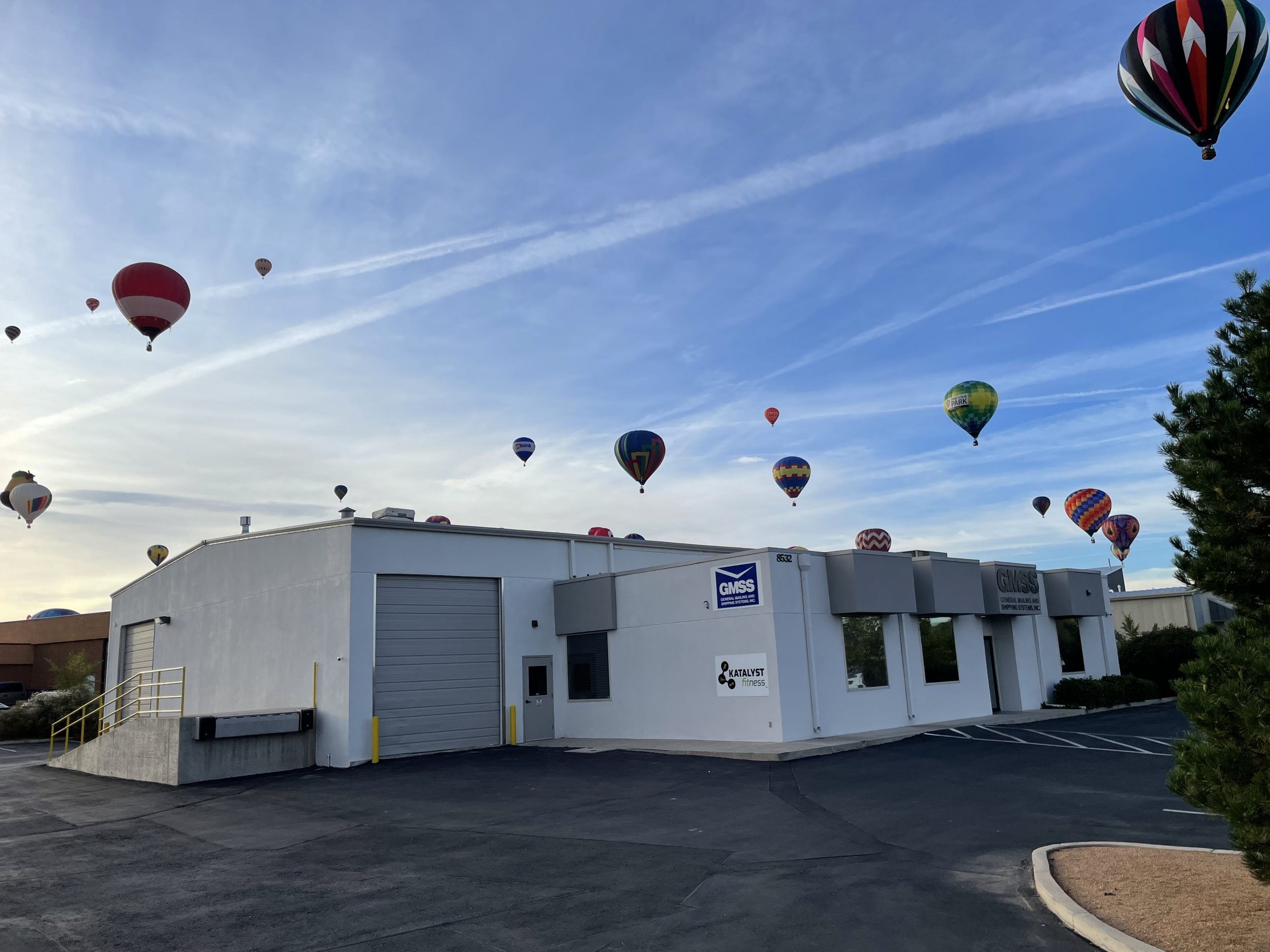 Hot air balloon next to General Mailing and Shipping Systems Inc. building